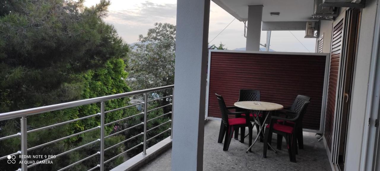 Mousses Apartment Σπάτα Εξωτερικό φωτογραφία